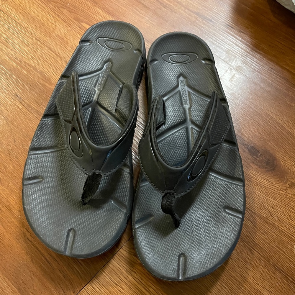 Oakley factory lite flip flop